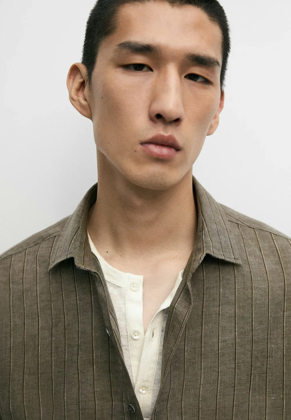 Рубашка в полоску, стандартный крой, 100% лен Massimo Dutti, Dark Green — фото 4