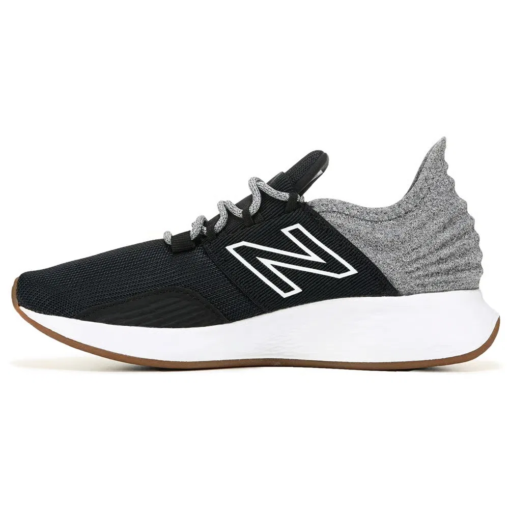 Детские беговые кроссовки Roav New Balance, Black/Grey/Gum — фото 3