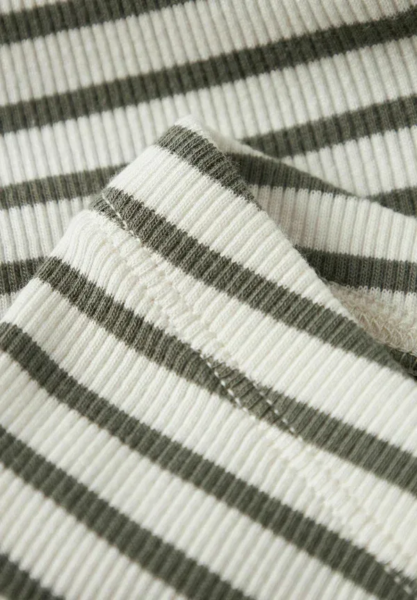 Леггинсы из рибаны Name It, dusty olive, оливковый — фото 3