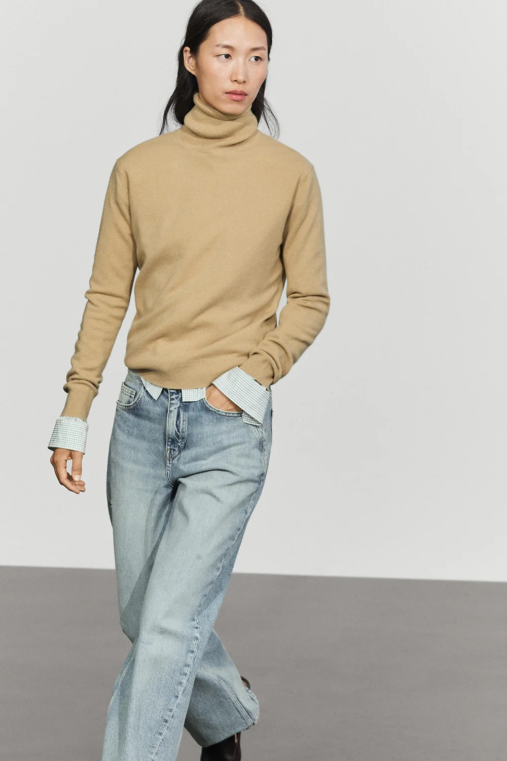 Свитер-водолазка Massimo Dutti Wool Blend Knit, светло-коричневый — фото 2
