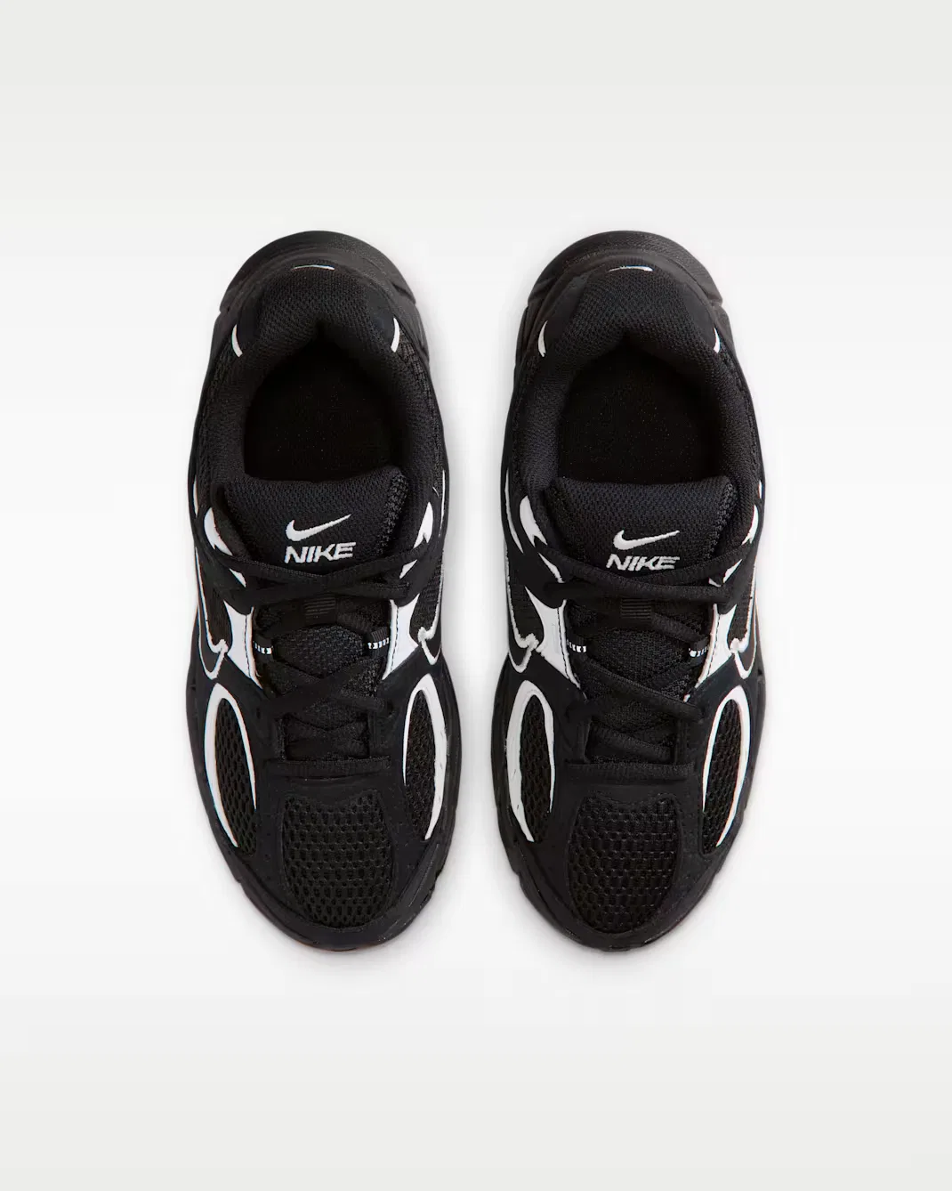 Кроссовки для детей постарше Nike V5 Runner Suede, Black/White/Black — фото 4