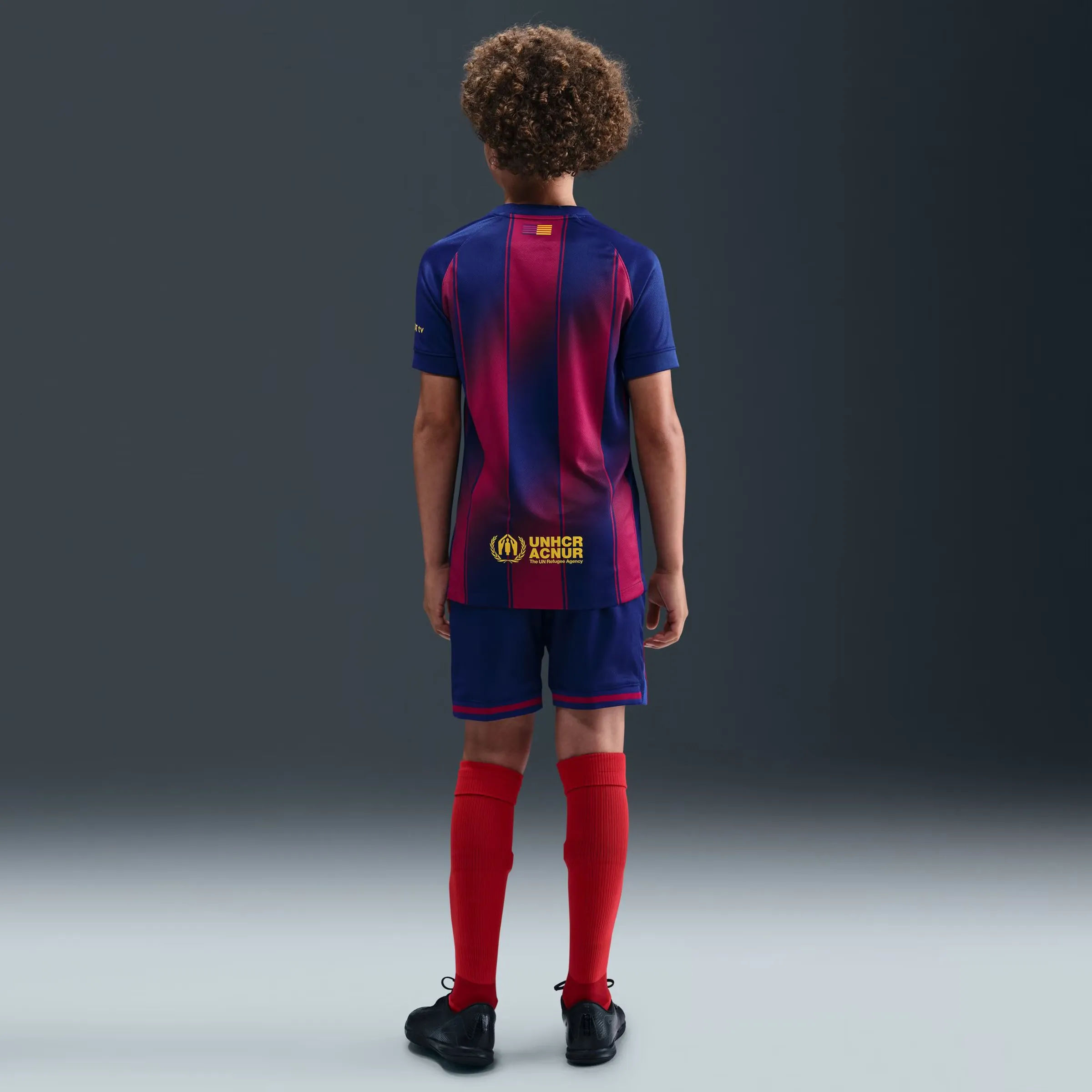 Детская футболка домашняя форма FC Barcelona 2025-2026 Stadium Nike, синий/бордовый — фото 2