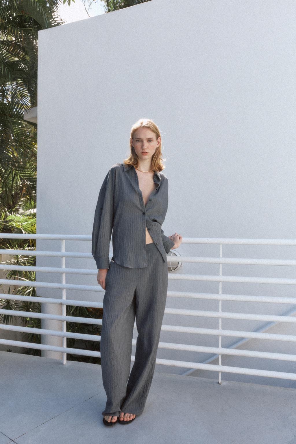 

Полосатая рубашка с отложным рукавом ZARA, серый
