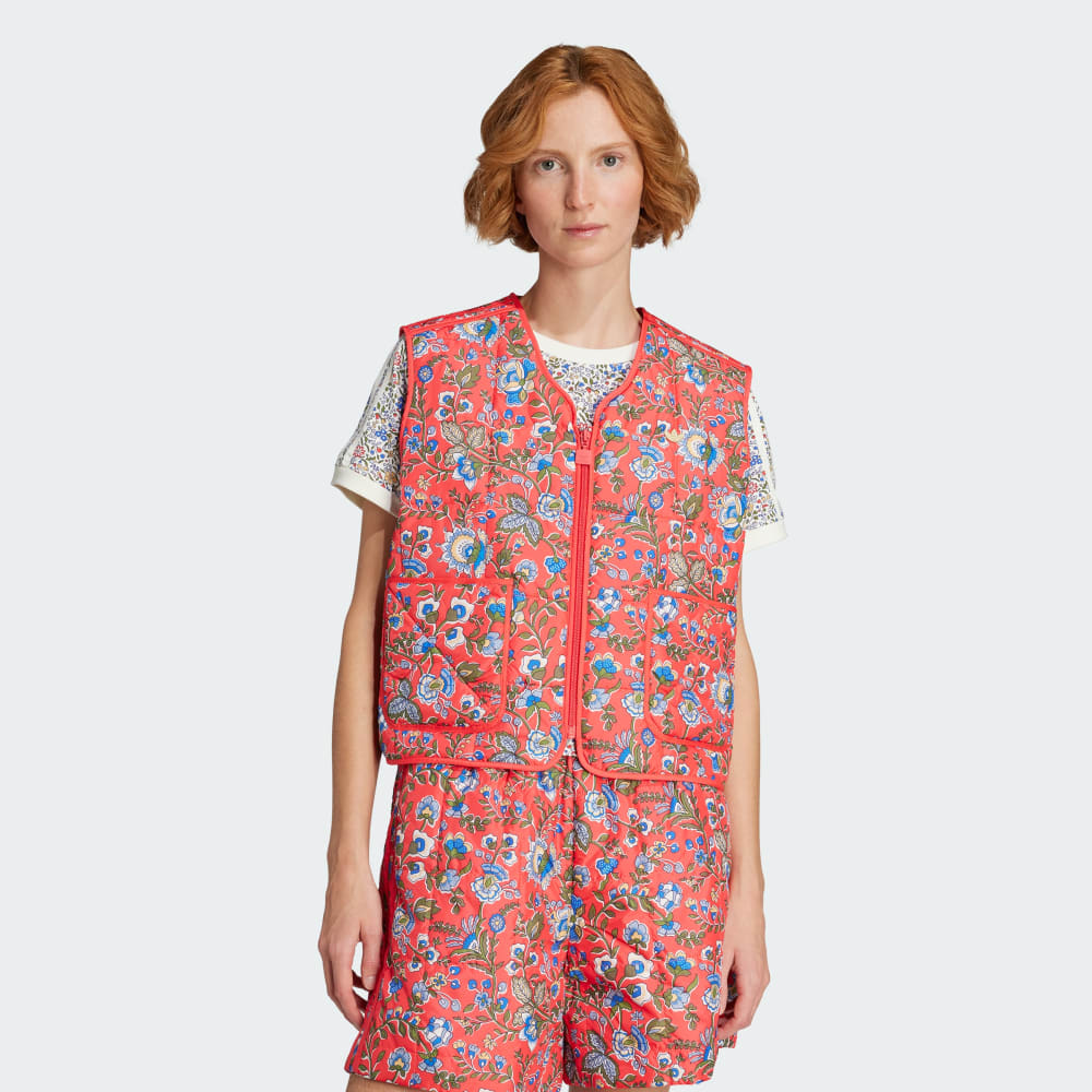 

Жилет Adidas Originals x Liberty London Quilted Vest, цвет Semi Lucid Red/Multicolor