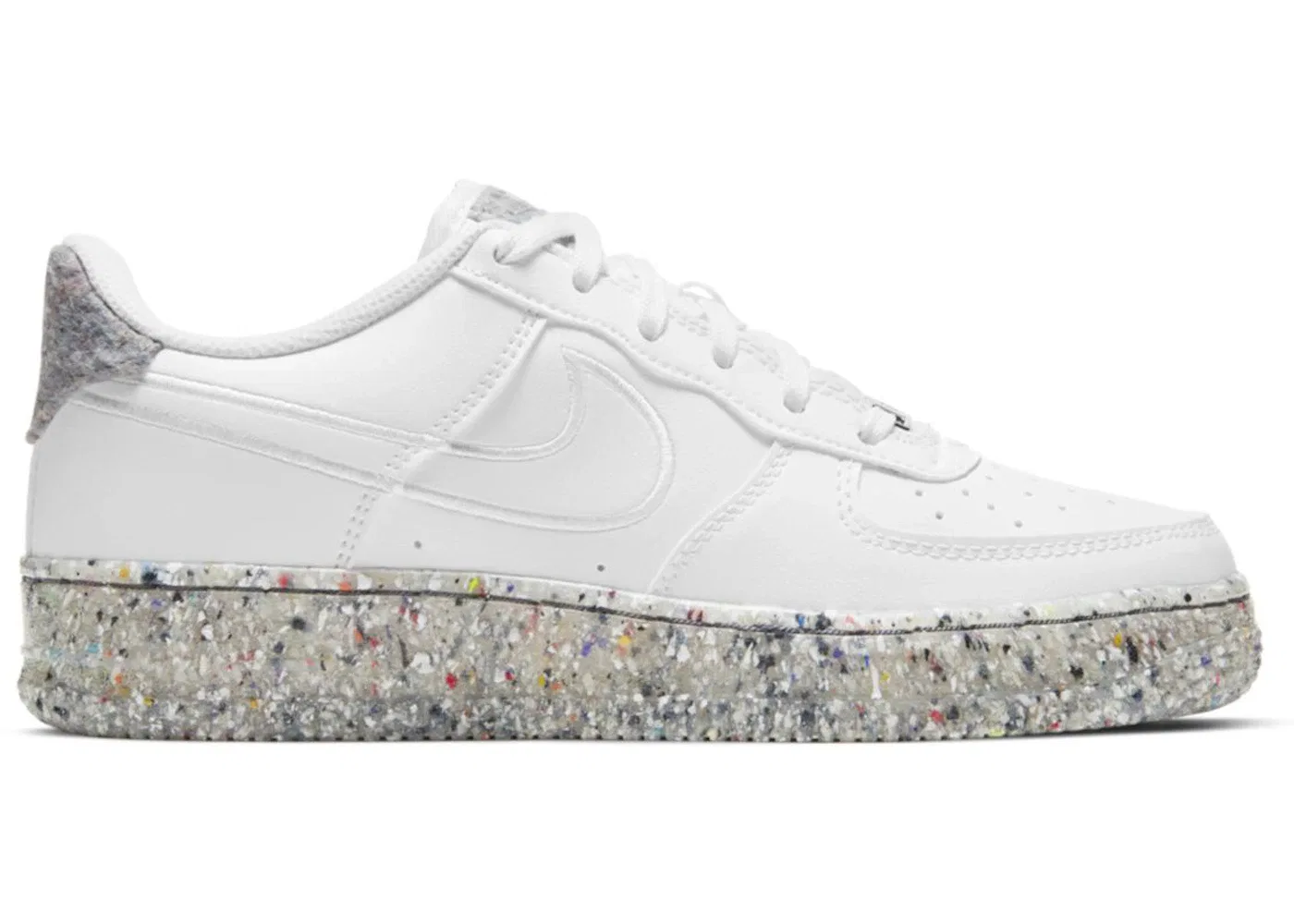 Детские кроссовки Lifestyle Nike Air Force 1 Low Recycled, White/Metallic Silver/White
