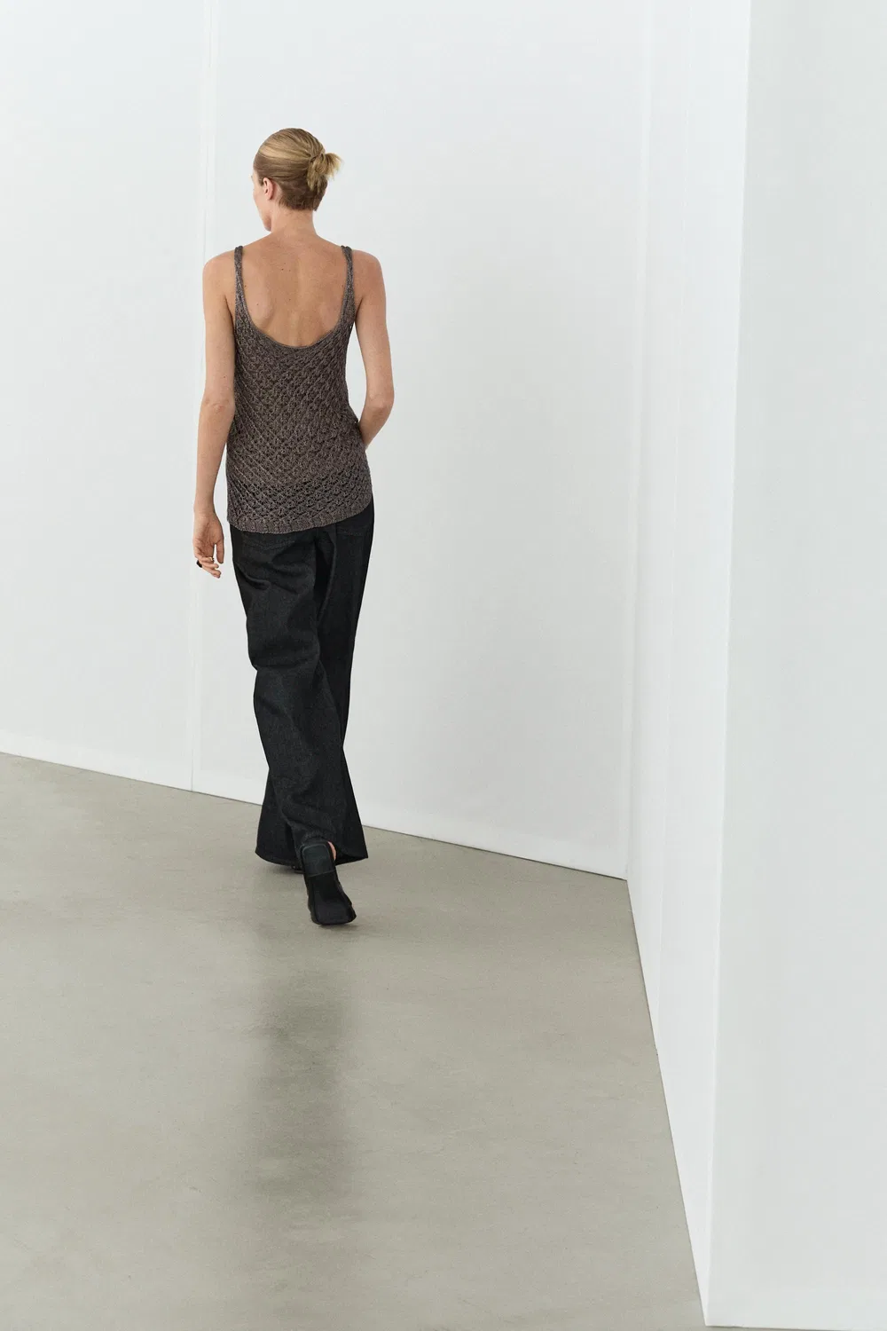 Топ Massimo Dutti, с металлизированной сеткой и бретелями, хаки — фото 4