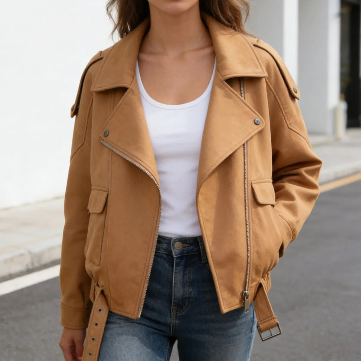 Женская куртка-косуха из искусственной замши с поясом, dark khaki — фото 3