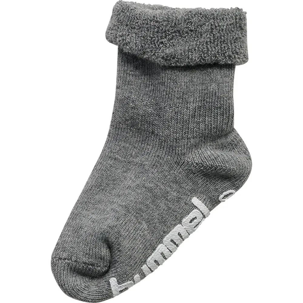 Детские носки с нескользящей подошвой Hummel Mini Non Slip Socks 3-Pack, Grey — фото 2