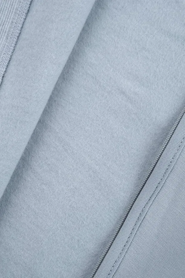 Детский комбинезон для новорожденных хлопковый с флисом Organic cotton blue zippered baby romper with fluffy inside Little Gusto, Blue — фото 4