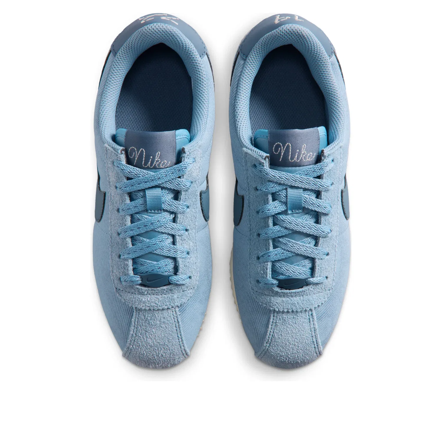 Детские кроссовки с синтетическим верхом Cortez SE 'Work Blue Sail Diffused Blue' Nike, Work Blue/Sail/Diffused Blue — фото 2