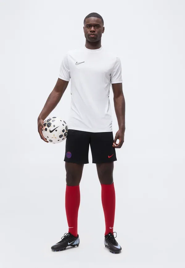 Шорты футбольные Nike Performance Psg short/Global Red, черный/красный — фото 2