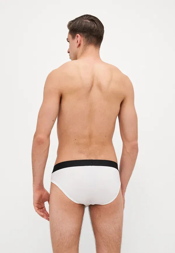 Новые базовые трусы, комплект из 2 штук Dsquared2, белый — фото 2
