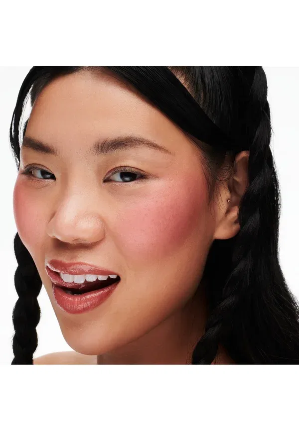 Румяна 7.3 г Glow play blush Mac, Big Diva Energy, цвет big diva energy — фото 3