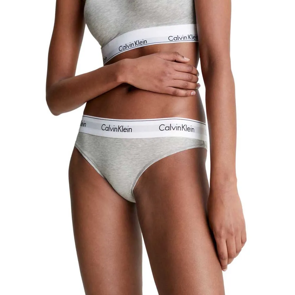 

Стринги Calvin Klein 000QF5981E, серый