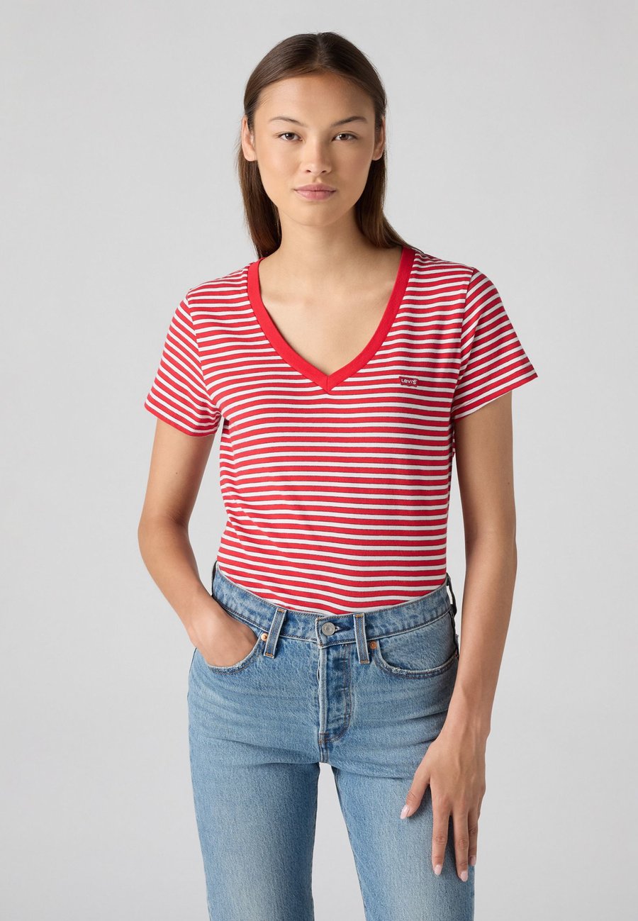 

Футболка Levi's PERFECT VNECK, True Red/Red
