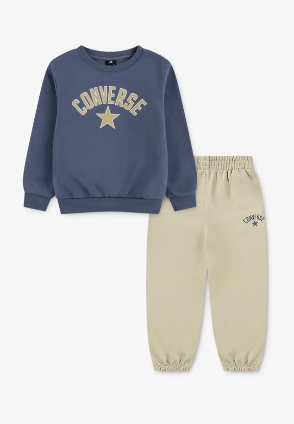Спортивный костюм в стиле ретро Converse, Last Straw