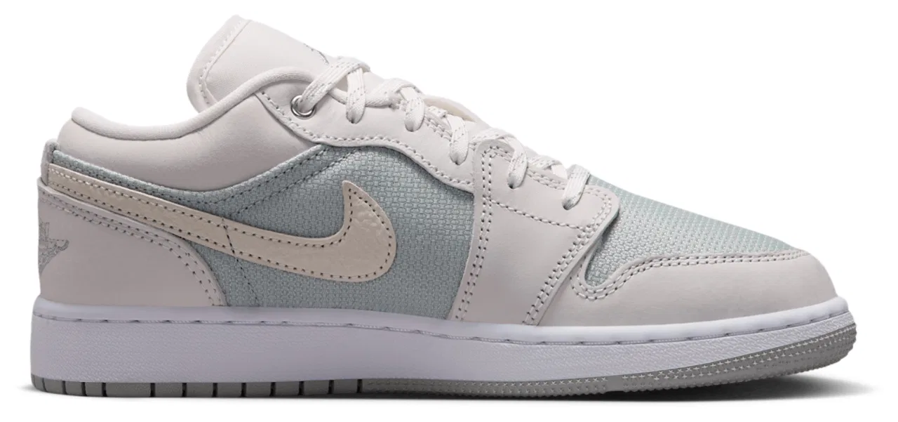 Детские кроссовки для мальчиков с кожаным верхом Jordan Air Jordan 1 Low SE, Soft Pearl Light Smoke Grey Off White
