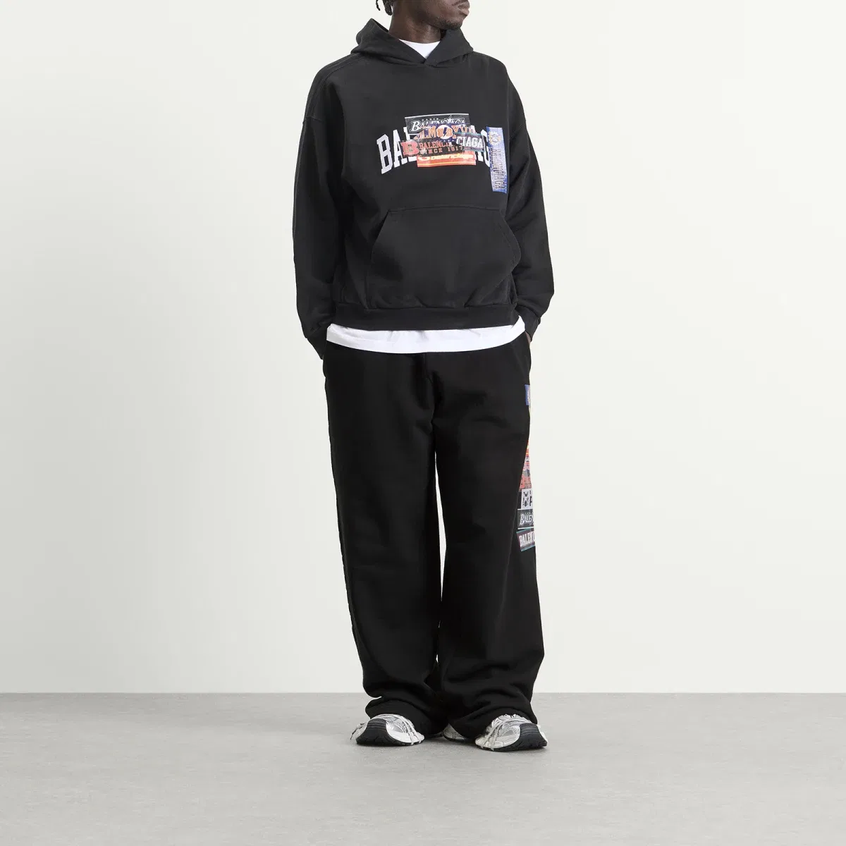 Джоггеры с принтом Baggy bumper stickers Balenciaga, Black — фото 4
