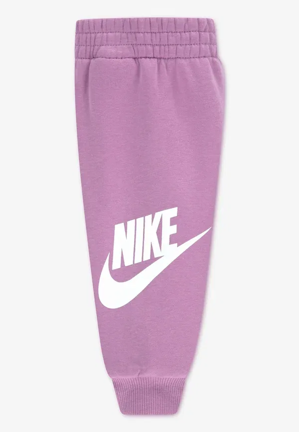 Брюки из комплекта, принт, Club set, Nike Sportswear, Light Magenta, светло-пурпурный — фото 3