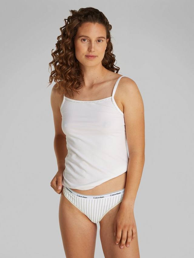 

Стринги с современным логотипом Calvin Klein, Pelican/Multi