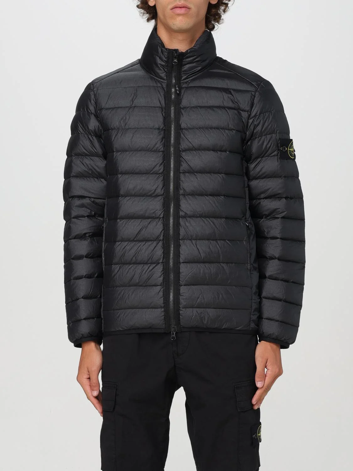 Пуховик Stone Island Loom Woven Chambers Recycled Nylon, черный