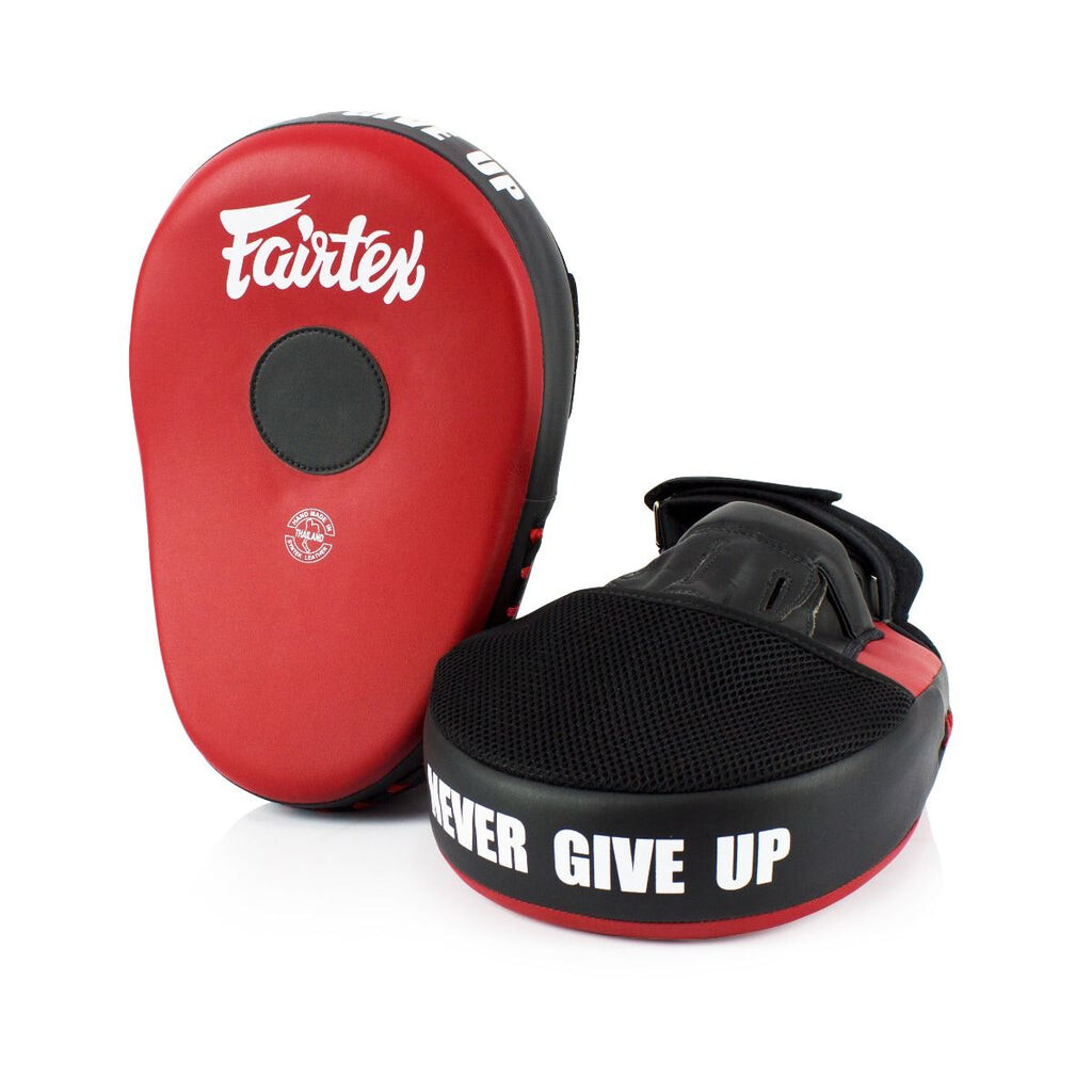 

Лапы боксерские Fairtex Maximized Focus FMV13, красный/черный