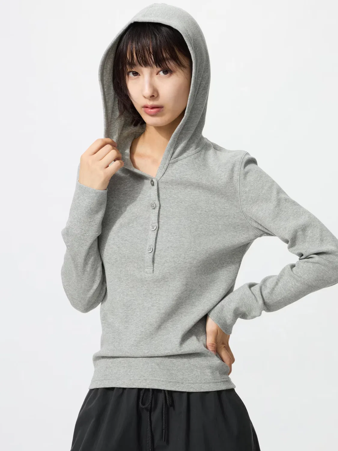Футболка с капюшоном Uniqlo, в рубчик, светло-голубой — фото 4