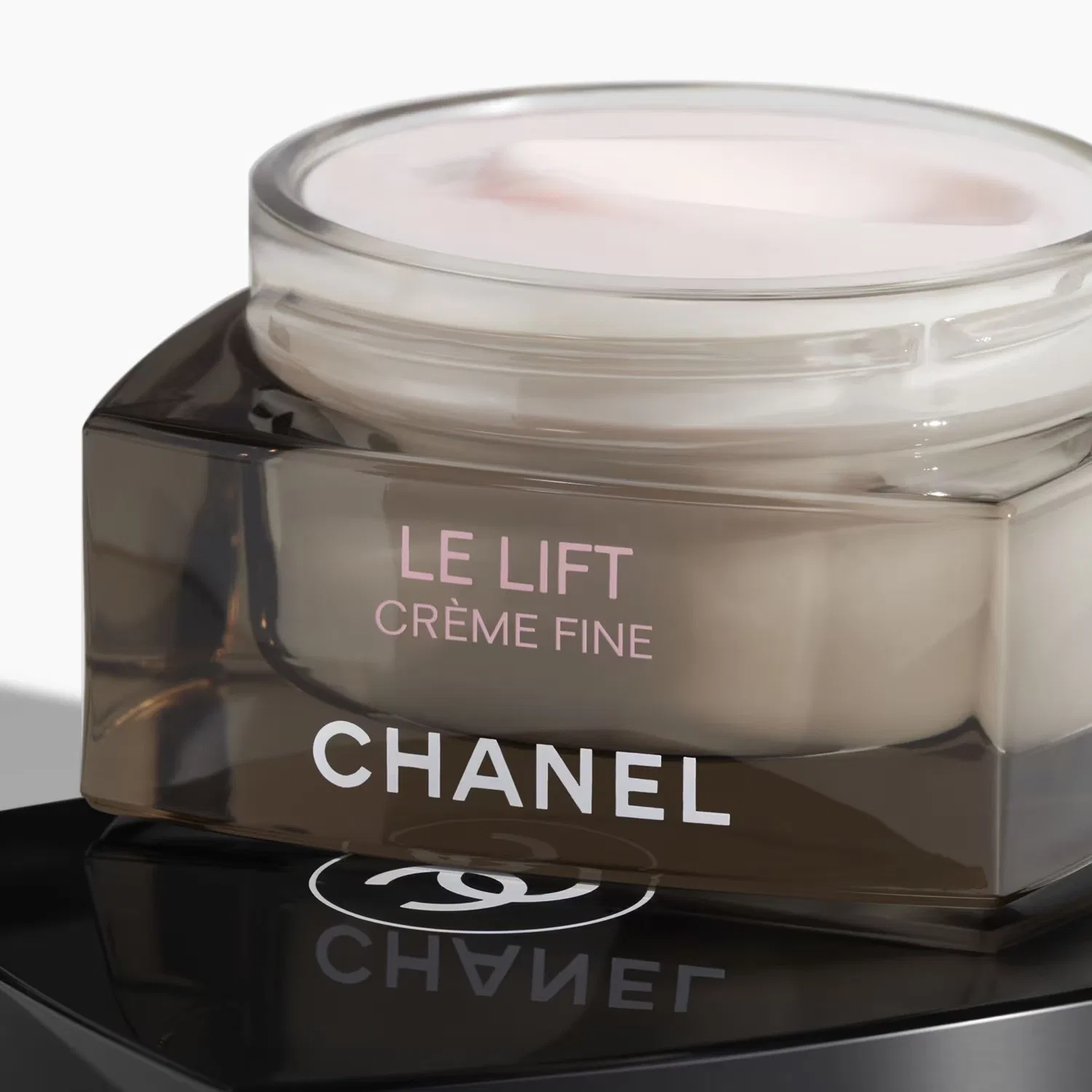Крем для лица LE LIFT легкий разглаживающий и укрепляющий CHANEL, 50 мл — фото 4