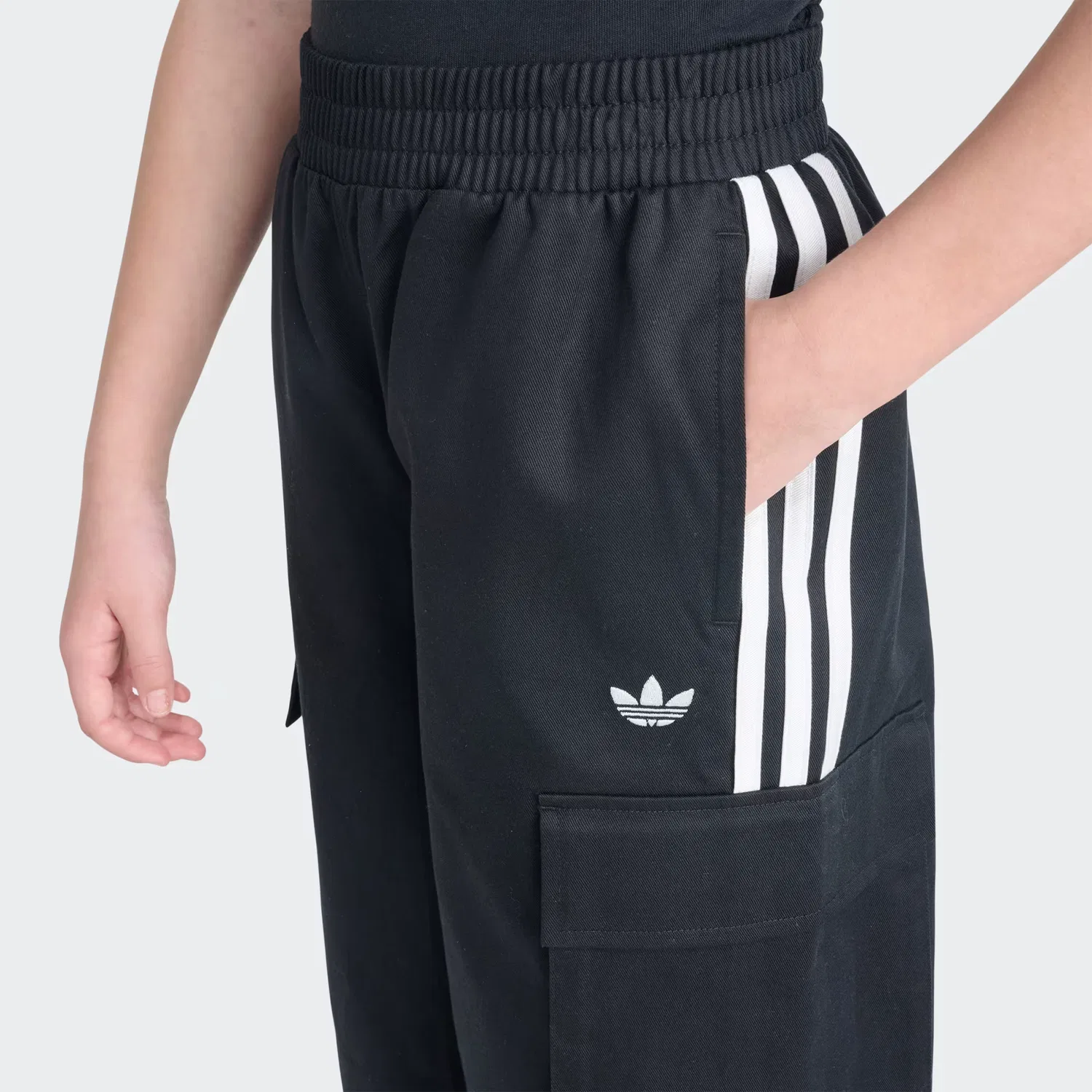 Детские брюки карго с эластичным поясом 3-Stripes Cargo Adidas Originals, черный — фото 3