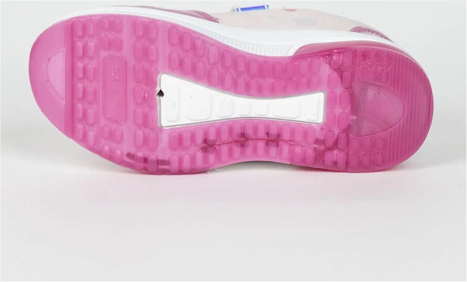 Детские кроссовки для девочек с подсветкой Sports PVC Sole with Lights Minnie, CERDÁ LIFE'S LITTLE MOMENTS, Pink — фото 3