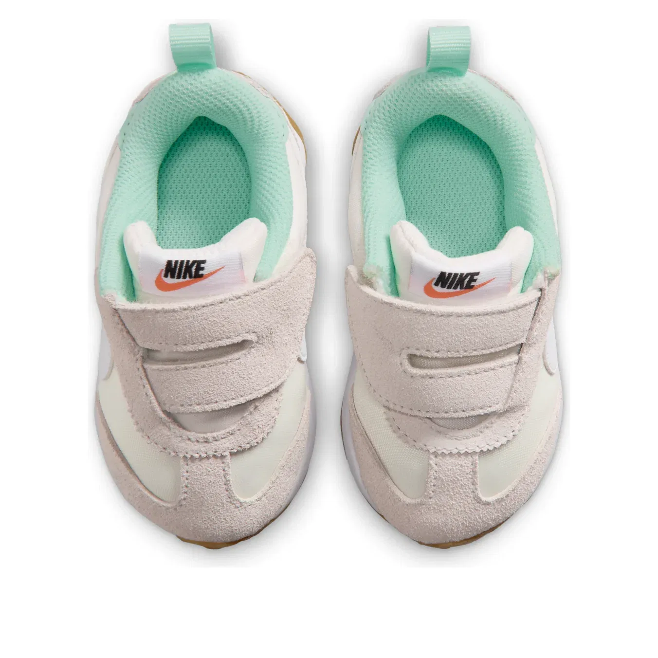 Детские кроссовки с текстильным верхом Pacific 'Sail Gum Light Brown' Nike, Sail/Gum Light Brown/Safety Orange/Arctic Green — фото 3