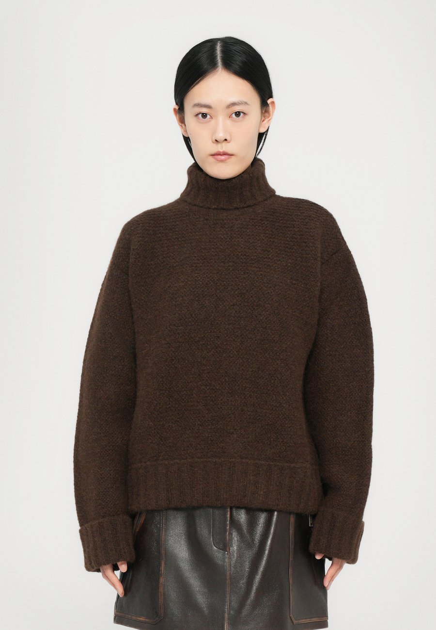 

Джемпер Dsquared2 TURTLE NECK, Chocolate/Brown
