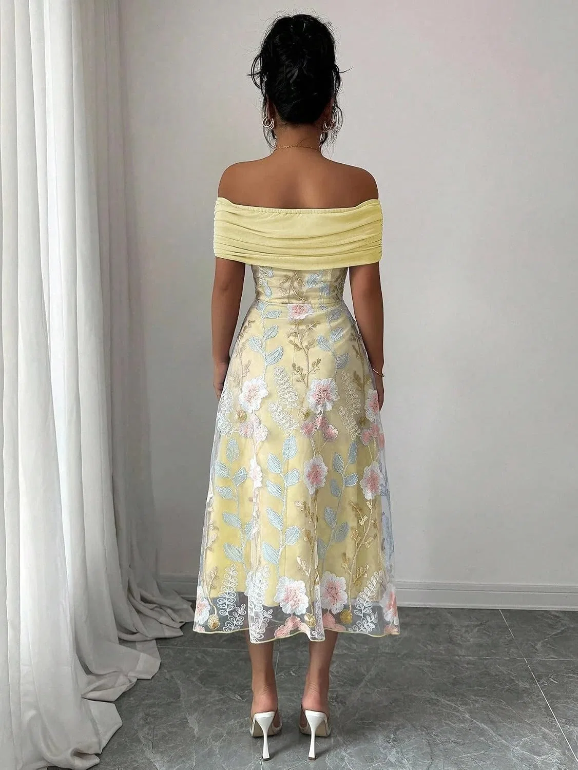 Женское повседневное миди-платье с воланами Off Shoulder, Yellow — фото 2