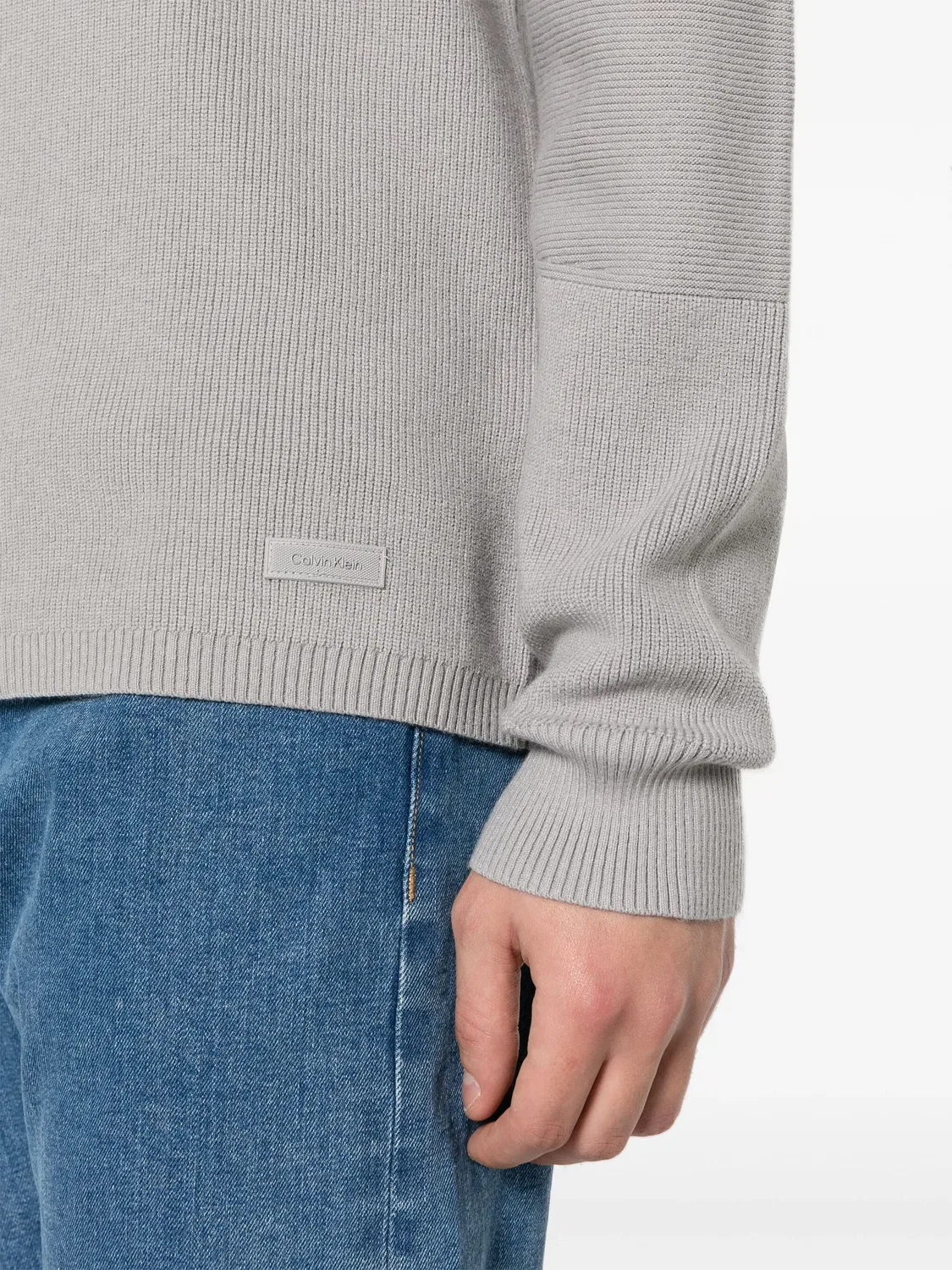 Компактный свитер с круглым вырезом Calvin Klein, легкий серый — фото 4