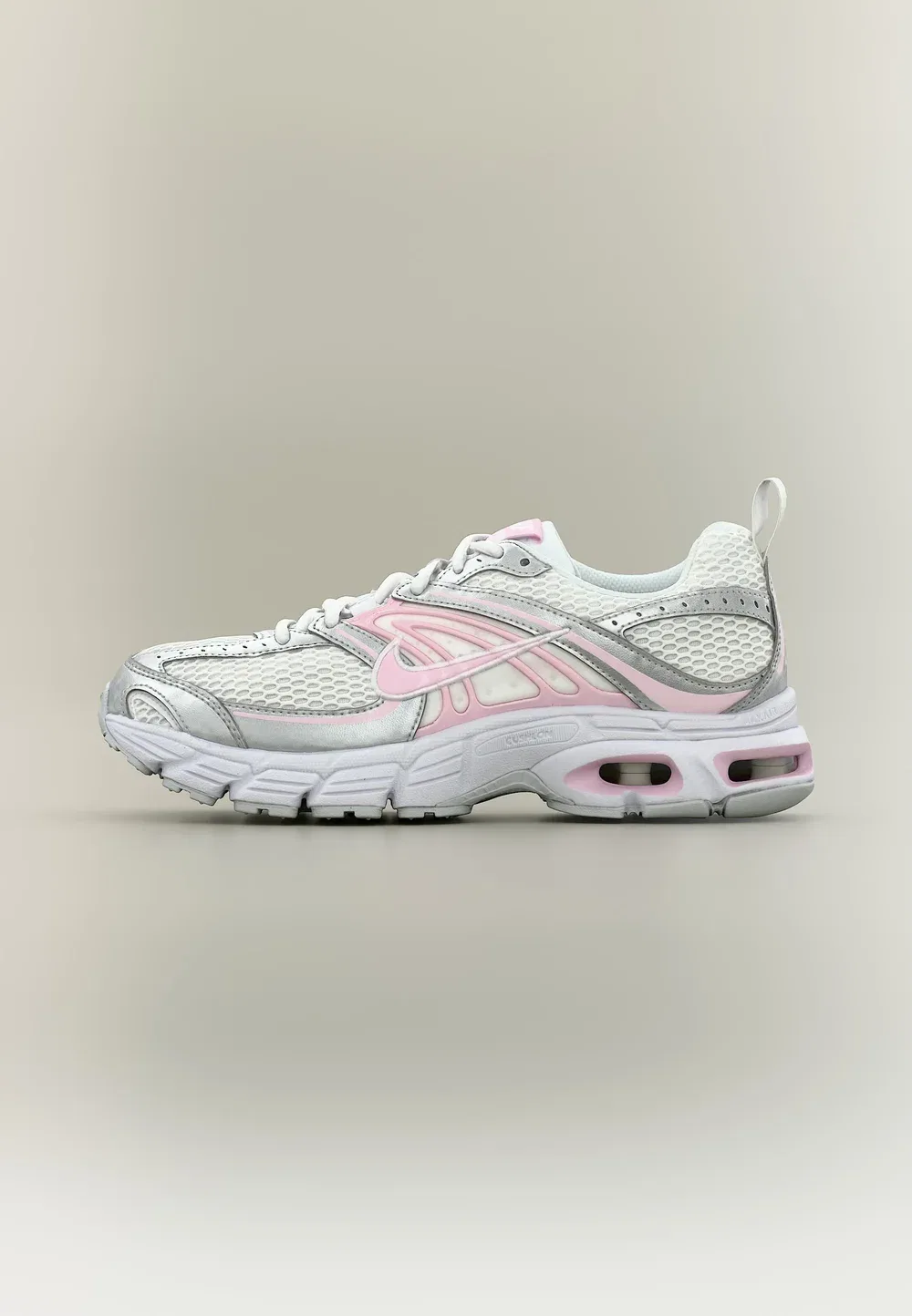 Кроссовки Air Max Moto 2K унисекс Nike Sportswear, White/Pink Foam/Pure Platinum-Coloured/Metallic Silver-Coloured