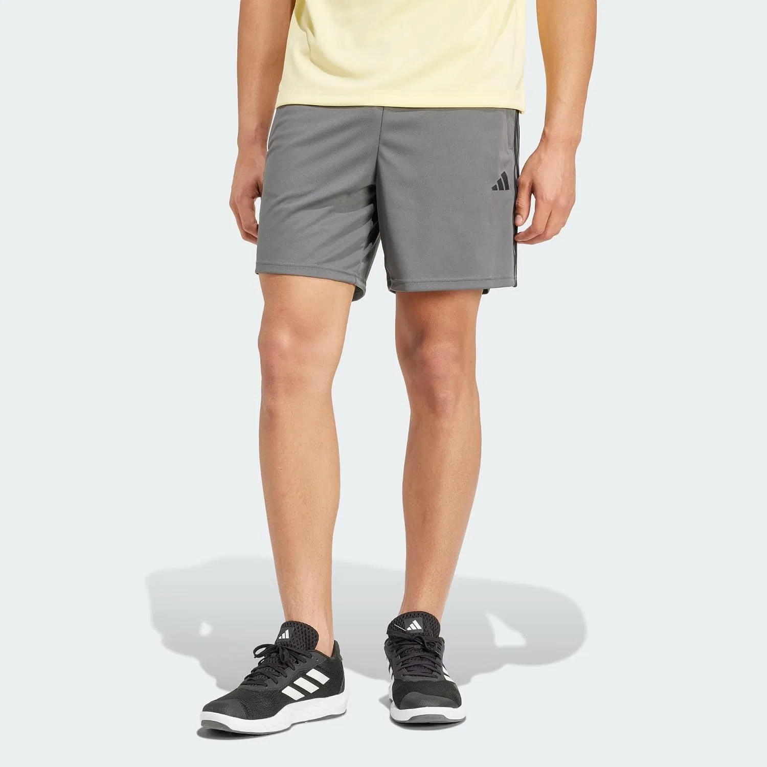 Мужские шорты для активного отдыха с эластичным поясом, adidas, Grey Five Black — фото 2