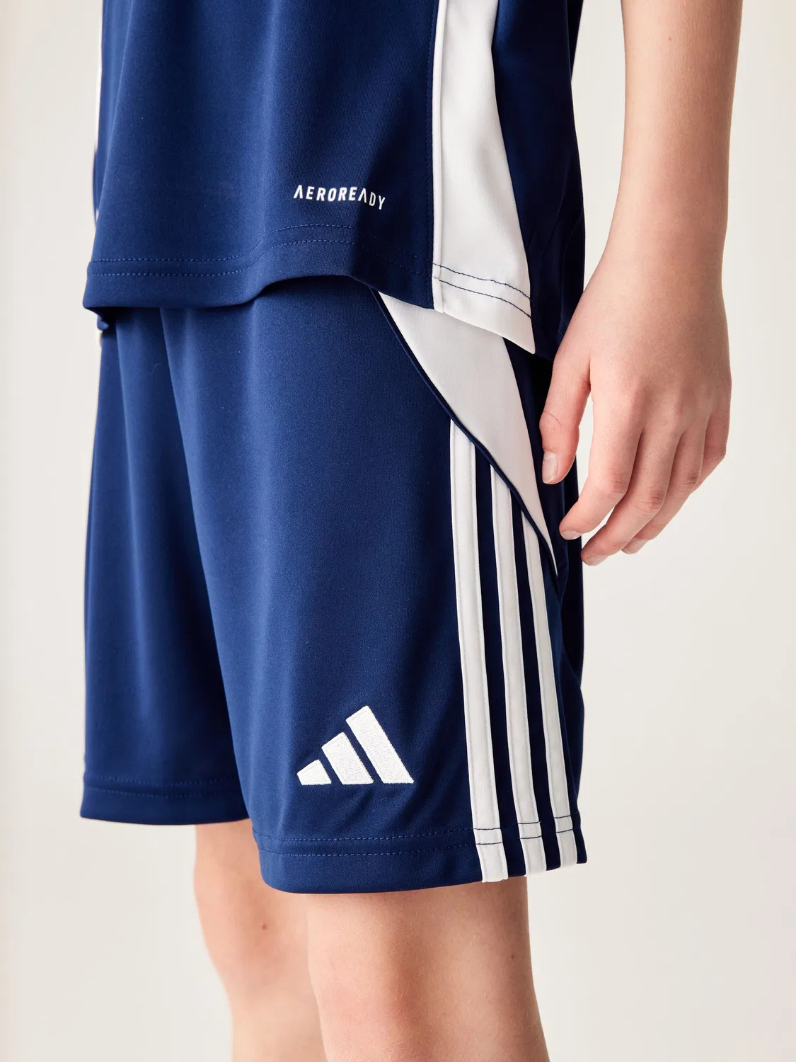 Шорты футбольные Tiro 24 adidas, синие