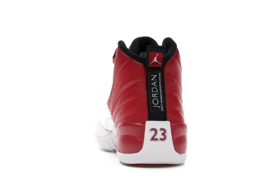 Детские кроссовки Lifestyle с уникальным стежковым узором Jordan 12 Retro, Gym Red/Black-White — фото 4