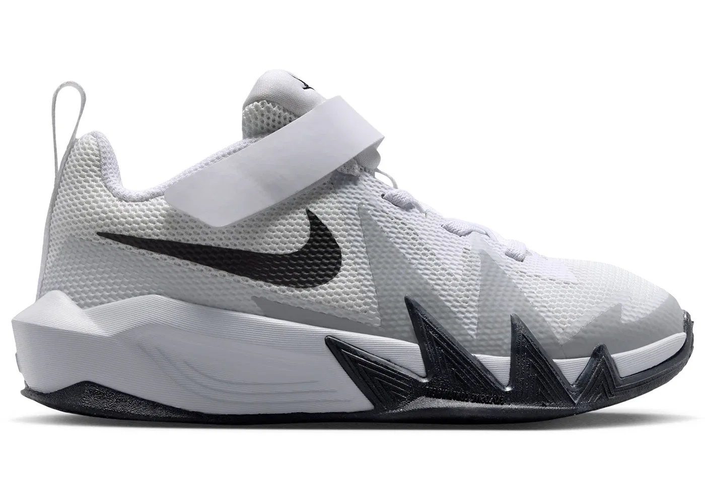 Детские кроссовки с закрытой пяткой Nike ST Dynamite Nike, White/Summit White/Pure Platinum/Black
