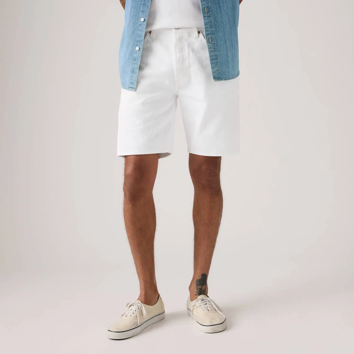 оригинальные мужские шорты 501 9 дюймов Levi's, Optic Daisy - White — фото 2