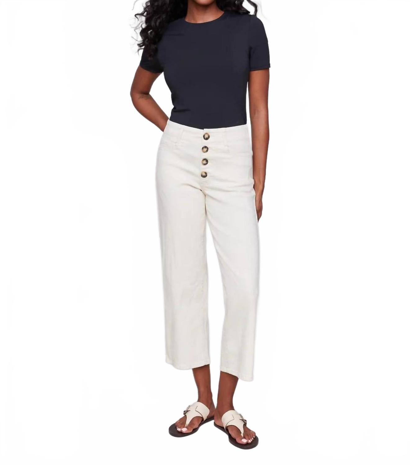 

Женские брюки с застежкой на пуговицы прямого кроя укороченные белые CHARLIE B