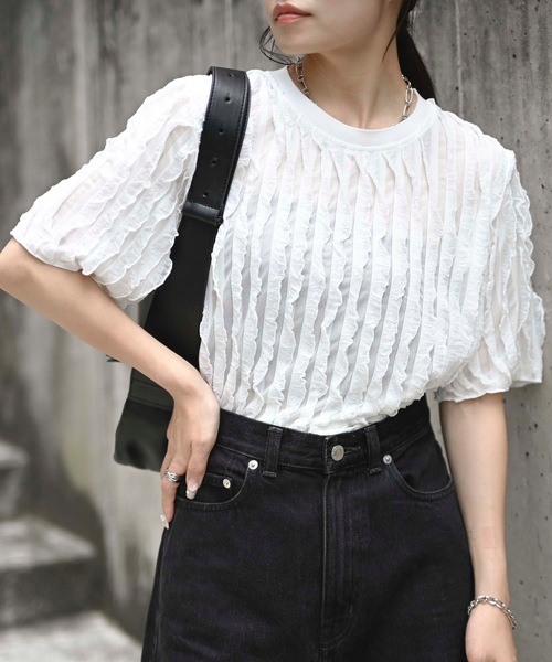 

Топ с короткими рукавами и оборками ＆HALF, белый