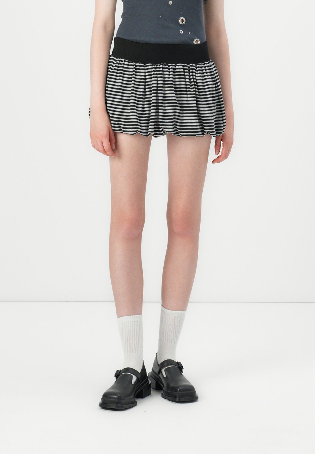 

Мини-юбка STRIPE PUFFBALL SKIRT Jaded London, серый