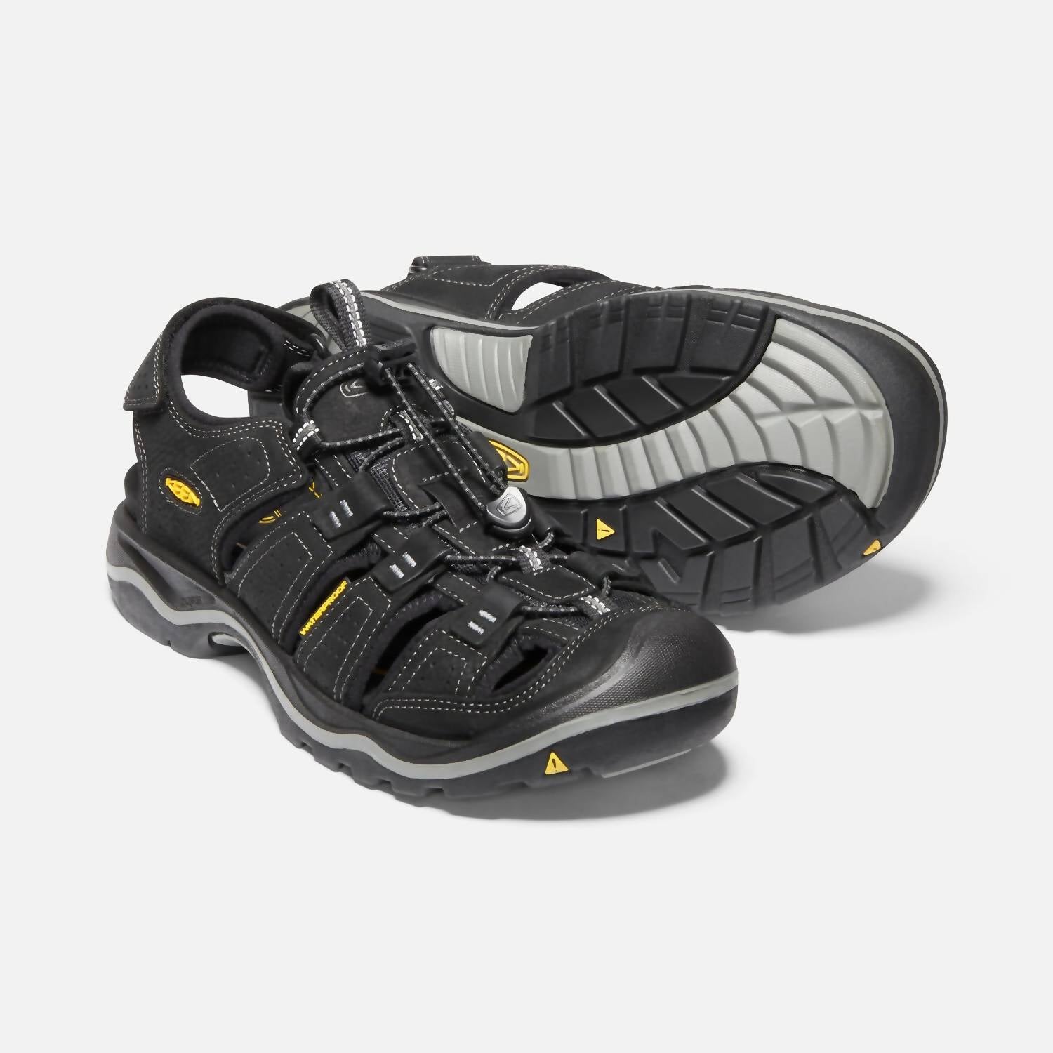 

Мужские сандалии Rialto Fisherman черного цвета Keen