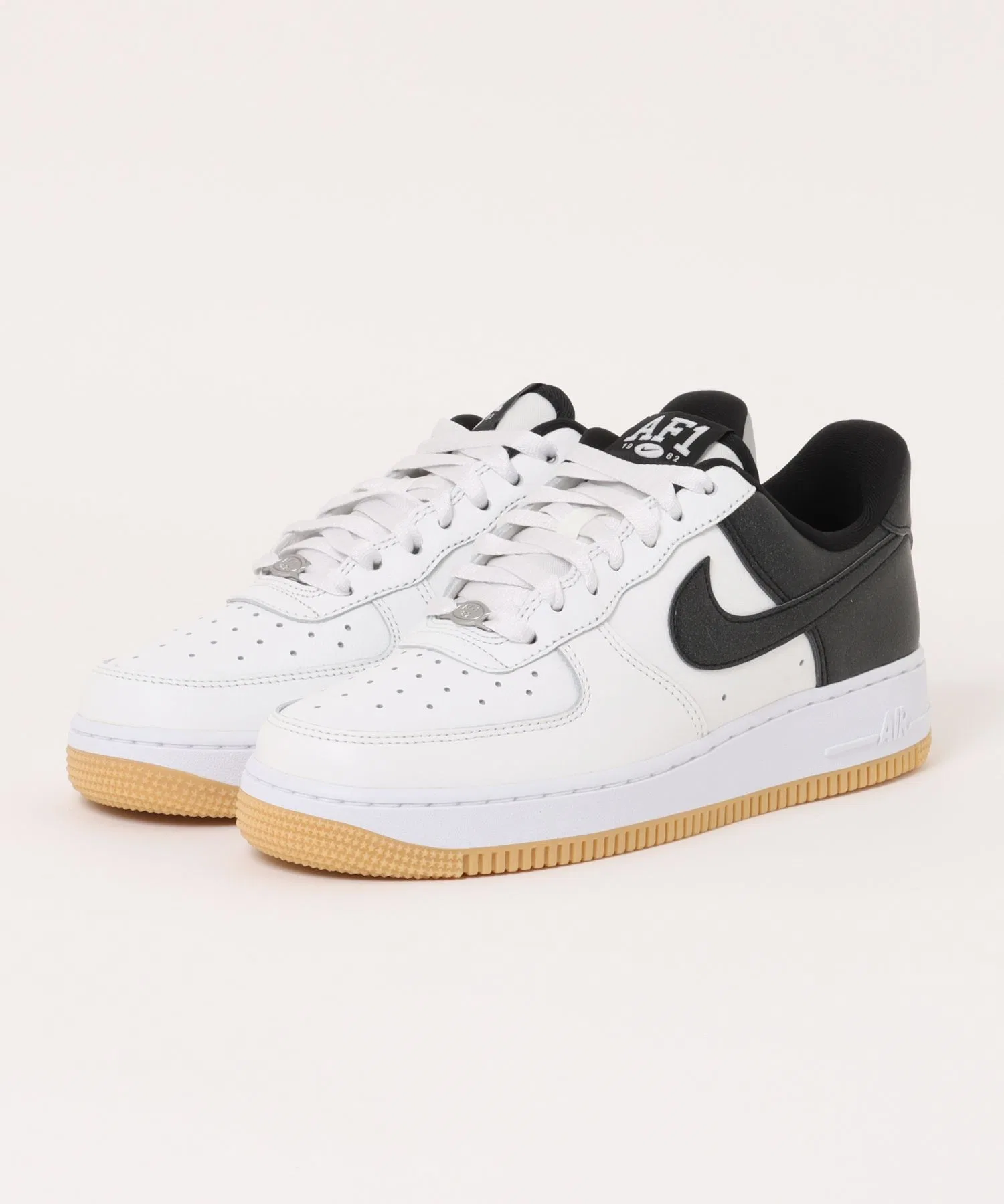 Мужские кроссовки из натуральной кожи Air Force 1 '07 LV8 NIKE белые