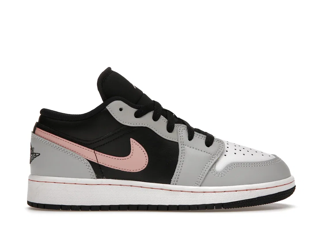 Детские кроссовки Lifestyle Jordan 1 Low, Black/Grey/Pink