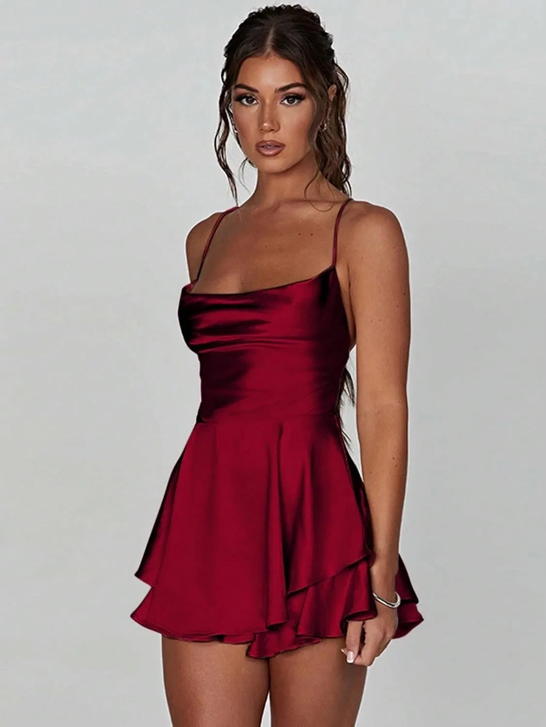 Женское мини-платье на бретелях с воланами Backless Cherry Red — фото 3