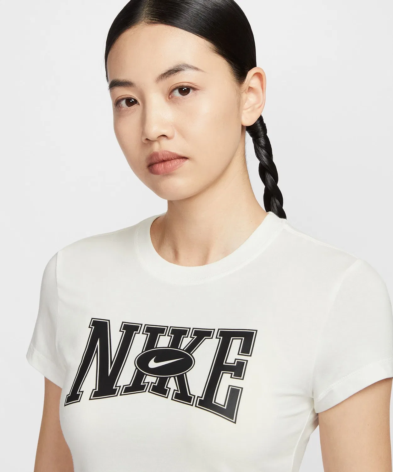 Женский укороченный футболка с принтом NIKE AS W NSW Slim Crop Tee, Белый — фото 2