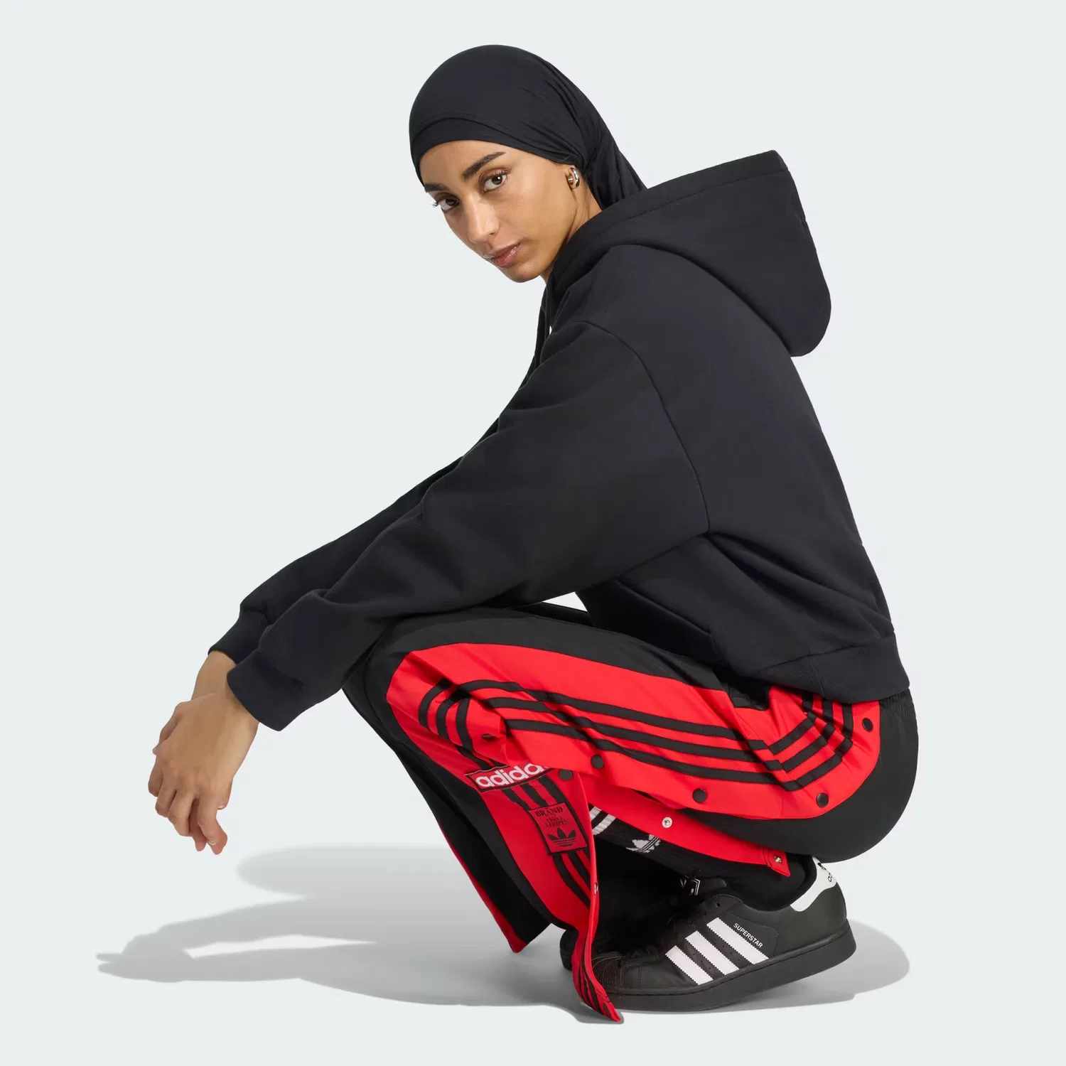 Женские спортивные брюки свободного кроя Adibreak adidas Originals, черный/ярко-красный — фото 3