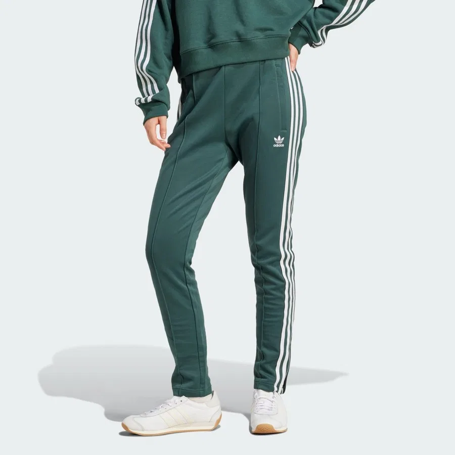 Спортивные штаны с зауженным кроем и тремя полосами adidas Originals Adicolor SST, Зеленый